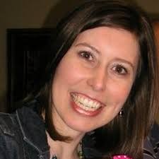 Lori Doering's Instagram, Twitter & Facebook