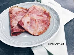 Sono ottimi sia fritti che al forno, disposti in una teglia e conditi con un filo d'olio extravergine di oliva. Fazzoletti Di Prosciutto Cotto Con Finocchi Filanti