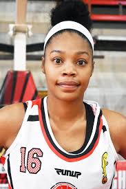 Ameghino cambió sus dos extranjeros