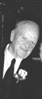 Leslie Cahill's Instagram, Twitter & Facebook