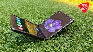 The main camera of samsung galaxy z flip is dual camera: Samsung Galaxy Z Flip Review The Good Bad And Ugly Technology News