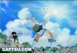 Kosuke Ota Frappe Un Ballon A La Olive Et Tom