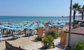 Case vacanze in puglia vicino al mare (764) annunci di case vacanze e appartamenti per affitti turistici in puglia direttamente o vicino al mare. Offerte Last Minute Appartamenti Vieste Offerta Last Minute Giugno Vieste Appartamenti Vacanze Vieste Appartamenti Affitto Privati Casa Vacanze Vieste Sul Mare