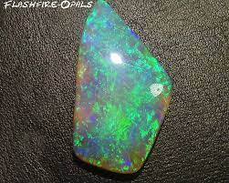The term simply refers to the body tone of the. 19 8ct Australischer Gem Opal Brilliant Green Turquis Pattern Welcome To Flashfire Opals