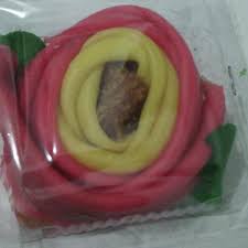 Cara mudah bikin kue dadar mawar / dadar gulung mawar. Rini Susiati Twitterissa Ims Net Ada Lagi Kreasi Baru Kue Basah Dadar Gulung Mawar Kreasibaru Malang Http T Co Cxo9jcbabp