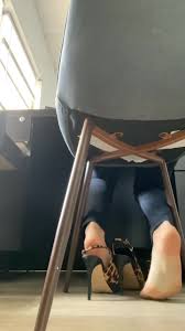 Crazy voyeur films his sexy colleague wearing leopard high heels on her hot  feet at work - Feet9