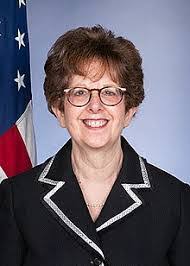 Nancy Pettit's Instagram, Twitter & Facebook