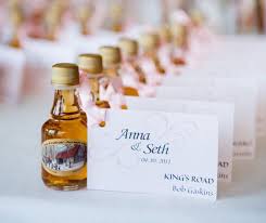 Wbmar12 Canadiana Weddingbells Wedding Favors Wedding Details Wedding Favours
