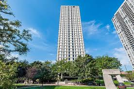 Three bed in lincoln park with heat included! 1960 N Lincoln Park West Condos Chicago Lincolnparkcondos Com