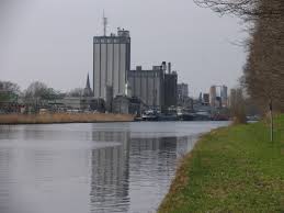 Human translations with examples from twentekanaal to almelo. Www Einfachstippen De Twentekanaal Lochem