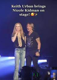 Keith Urban Brings Wife Nicole Kidman on Stage in Vegas | TikTok