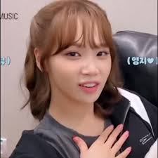 Chaewon's Adorable Smile Captured in This Video