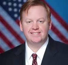 DonalD P. Christian inaugurateD as new Paltz's eighth PresiDent sergey  Jivetin '01g wears his art