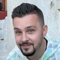 100+ perfiles de «Vezeau..»