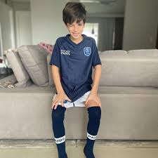 10 anos que fui abençoado com a sua chegada filho. Papai te ama muito e  sempre vai te amar. Que Deus te abençoe nesse dia tão especial, com muita  saúde, paz e