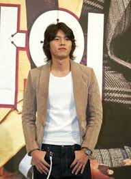 In his will grandfather stated he can only become a millionaire after he graduates from boram high school,a countryside local school. A Millionaire S First Love 2006 Famousfix Com Post