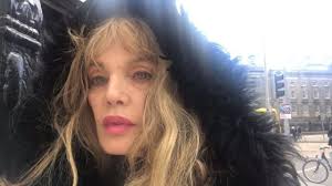 Dublin. Scholars, pubs and rock and roll ! The magnificent library at the  Trinity College. One of the most extraordinary universities of the world ! 