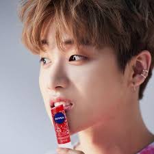 Zwe Htet Nay Lwin (znaylwin)