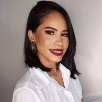 Adele Freitas's Instagram, Twitter & Facebook