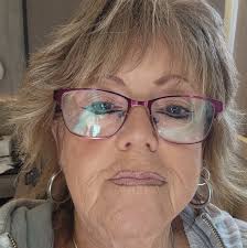 Strawberry dessert with cream cheese and sugar