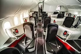 Viet Aviation: Thomson Airways Boeing 787 Cabin Interior