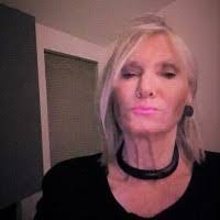 Joann Carter's Instagram, Twitter & Facebook