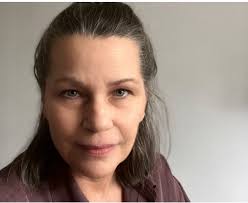 Biography author matching "carla" (Sorted by Popularity Ascending)