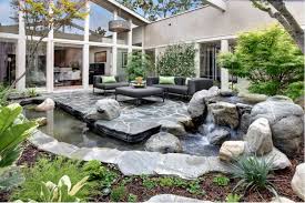 This project involved two driveway gates put up by the homeowners, one at the street, one in line with house to separate the back yard. 25 Garden Designs For Midcentury Modern Homes