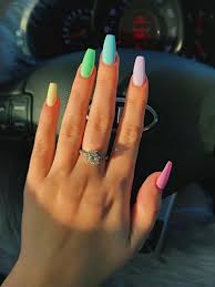 We have been there — but it pays to remove that manicure correctly instead of, say, prying them from your natural. Vsco Americanteenager Fake Nails Summer Acrylic Nails Acrylic Nails