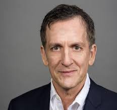 Peter Strand's Instagram, Twitter & Facebook