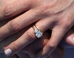 But back in june 2019, a year and a half after we first saw the ring, it became clear that meghan had redesigned her gorgeous sparkler, which features two of the late princess diana's diamonds. Meghan Markle Slammed For Changing Engagement Ring It S Piece Of History Not Fashion Mirror Online
