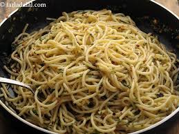 Garlic Spaghetti Recipe Indian Style Garlic Pasta Aglio E Olio Recipe Spaghetti Recipe Indian Spaghetti Recipes Indian Food Recipes Vegetarian