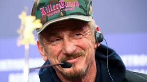 Sean Penn se va a la guerra de Ucrania para mirarse al espejo y lleva  después su documental a la Berlinale