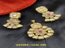 Kundan Brass locket product image