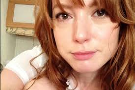 Otkriveno što je Nikita poslala svom farmeru u pismu: 'Majstorica sam Kama  Sutre i volim dominirati'