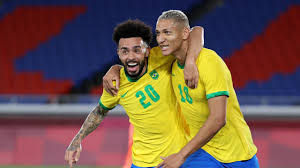 Men's football made its olympic debut at the 1900 games in paris, where great britain took the first gold. Why Is There An Olympic Soccer Age Limit For The Men