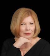 34 Elmwood Ct, Lake Ariel, PA 18436