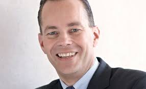 In view of the increasing number of european directives, national laws and amendments to laws, as well as regulations, this task is steadily growing in importance. Fil Fondsbank Kauft Retail Fondsgeschaft Von Metzler