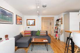 A Small Minimal And Modern Renovated London Flat Looks Way Bigger Than It Is London Flat Interior Condo Interior London Flat