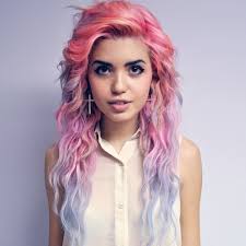 Curly hair can be a dream come true if you have the right hairstyle to compliment the look. 50 Cool Ways To Rock Scene Emo Hairstyles For Girls Hair Motive