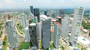 Zapopan is a city and municipality in the state of jalisco, mexico, located in the neighborhood of guadalajara. Puerta De Hierro Zapopan Jalisco 4k Youtube