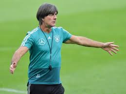 Bundestrainer jogi löw hat seine wahl getroffen und 26 spieler in. Low Benennt Em Kader Am 15 Marz Berlin De