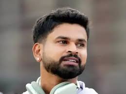 Efren Reyes, the legendary Filipino pool player, admired by fans worldwide