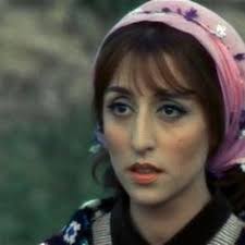 الصفحة الرسمية للمقدمة و المشرفة على برنامج للقصة بقية على قناة الجزيرة. 98 Fairuz Ideas Arab Celebrities Old People Love Nas Music