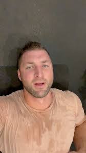 Haley Petty's Instagram, Twitter & Facebook