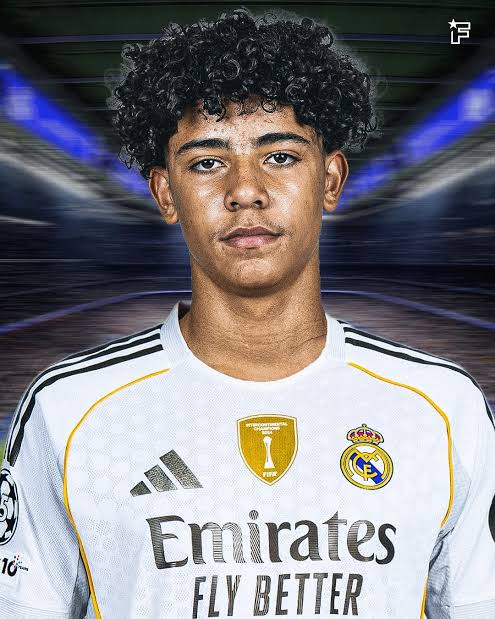  CHÍNH THỨC: REAL MADRID CHIÊU MỘ THÀNH CÔNG RONALDO JR!  ✓ Từ chối  Man City ✓ Từ chối Man United ✓ Từ chối Barcelona ✓ Từ chối Chelsea ✓ Từ