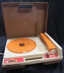 Maybe you would like to learn more about one of these? Sold Price Vintage Fisher Price 825 Record Player 33 45 Turntable 1978 Usa Ec February 6 0118 1 00 Pm Est