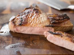Zart Statt Zah So Werden Deine Schweinekoteletts Richtig Saftig Schweinekotelett Kotelett Rezept Schweinefleisch Gerichte