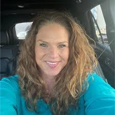 Jackie Mccammon's Instagram, Twitter & Facebook