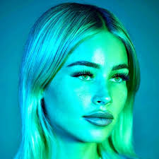 Snoop Dogg vs. David Guetta